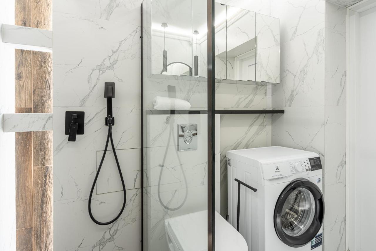 Rentplanet - Apartament Komuny Paryskiej - Wroclaw — Photos 2